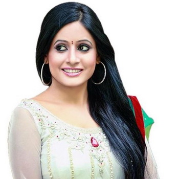 Miss Pooja Biography